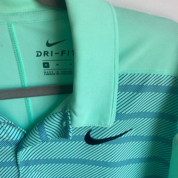 NIKE GOLF Men’s Large Blue Green and blue Striped Polo Shirt Dri-Fit Medium (J) - Picture 2 of 3